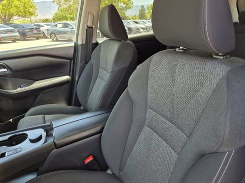 Certified 2024 Nissan Rogue SV AWD/4WD image 18