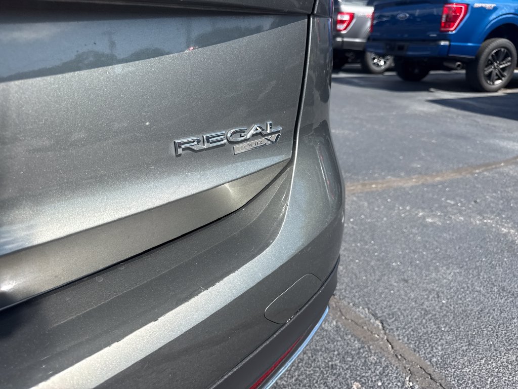 Used 2019 Buick Regal Essence w/ Driver Confidence Package I AWD/4WD image 13