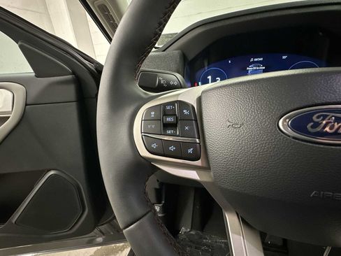 New 2026 Ford Explorer Active w/ Active Comfort Package image 8