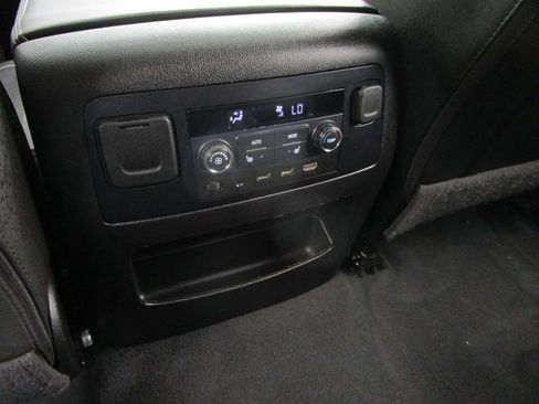 Used 2019 Chevrolet Tahoe LT RWD image 21