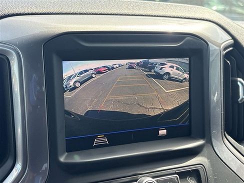 Used 2020 Chevrolet Silverado 1500 Custom w/ Custom Value Package image 14