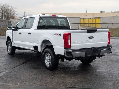 New 2026 Ford F250 XL w/ XL Chrome Package image 4