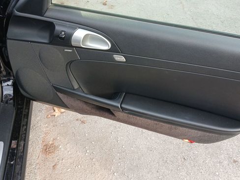 Used 2005 Porsche Boxster image 23