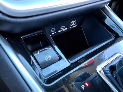 Used 2023 Subaru Outback Premium image 35