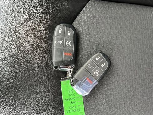 Used 2022 Jeep Compass Latitude w/ Convenience Group image 25