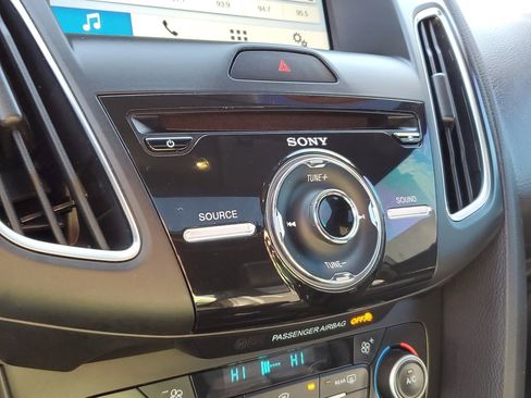 Certified 2017 Ford Focus ST w/ Equipment Group 401A image 24