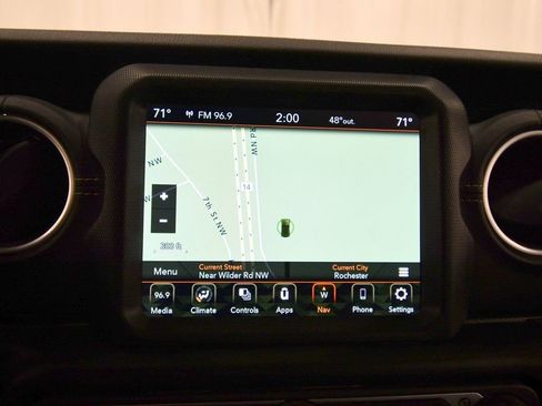 Used 2023 Jeep Wrangler Unlimited Sahara image 22