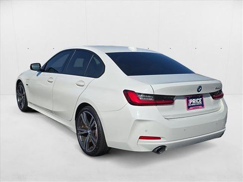 Used 2023 BMW 330e w/ Premium Package image 7