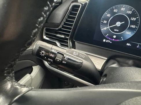 Used 2023 Kia Sportage X-Pro AWD/4WD image 39