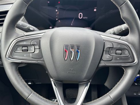 Used 2025 Buick Encore GX Preferred FWD image 27