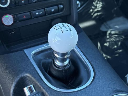 Used 2022 Ford Mustang GT image 19