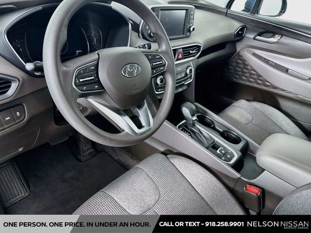 Used 2020 Hyundai Santa Fe SEL FWD image 9