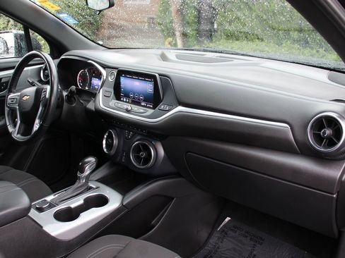 Used 2019 Chevrolet Blazer LT image 34