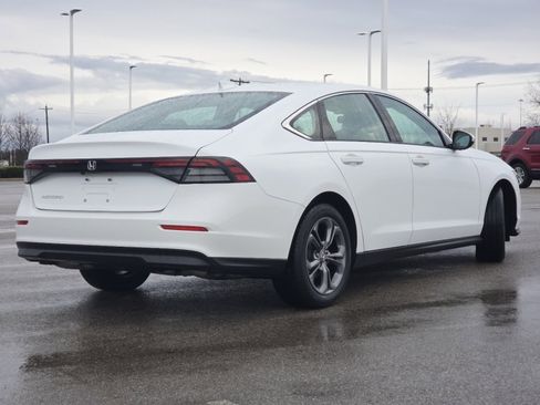 Used 2023 Honda Accord EX image 16