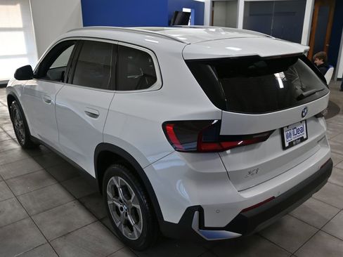 Used 2023 BMW X1 xDrive28i w/ Convenience Package image 2