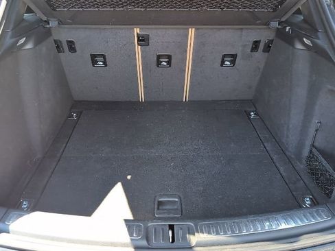 Used 2018 Porsche Macan image 28