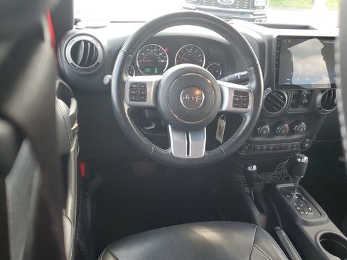 Certified 2017 Jeep Wrangler Unlimited Sport AWD/4WD image 9
