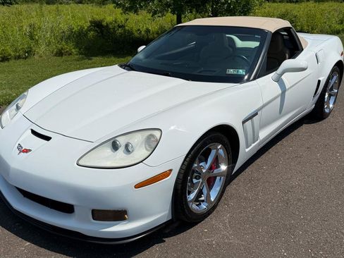 Used 2012 Chevrolet Corvette Grand Sport w/ 2LT Preferred Equipment Group RWD image 13