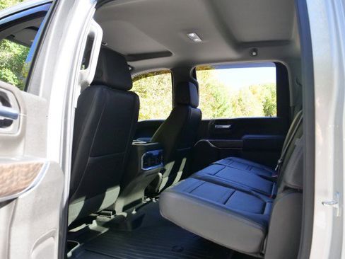 Used 2022 GMC Sierra 2500 Denali image 30