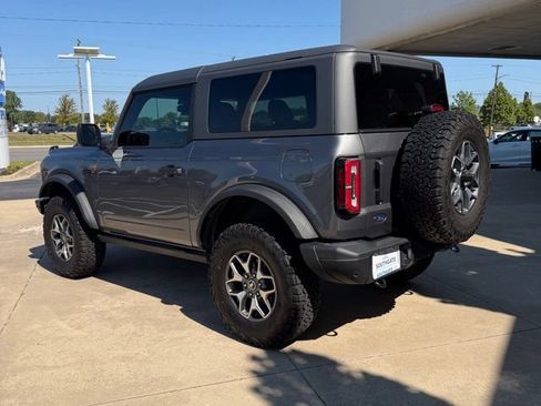 Used 2024 Ford Bronco Badlands AWD/4WD image 3