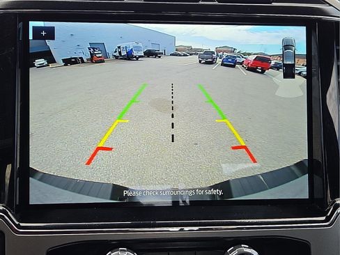 Used 2022 Ford F250 Lariat w/ Chrome Package image 16