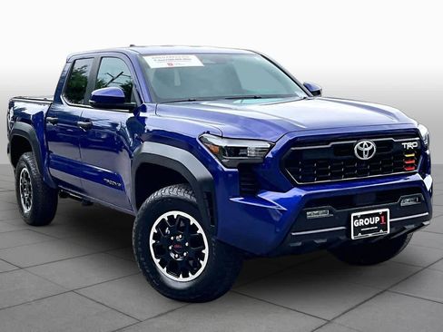 Certified 2024 Toyota Tacoma TRD Off-Road w/ TRD Off Road Upgrade Package AWD/4WD image 3