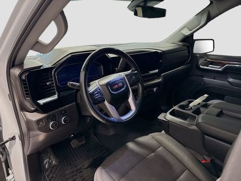 Certified 2024 GMC Sierra 2500 SLE w/ SLE Convenience Package image 9