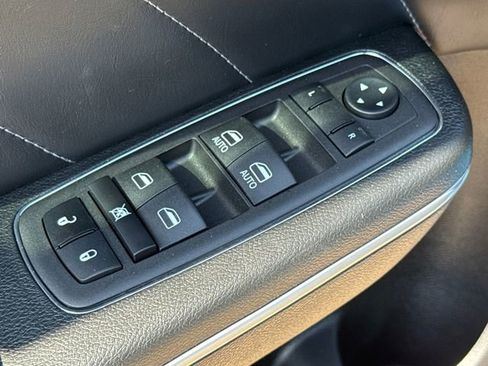 Used 2023 Dodge Charger Scat Pack w/ Plus Group image 19