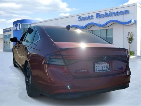 Used 2023 Honda Accord Sport image 3