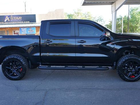 Used 2024 Chevrolet Silverado 1500 RST w/ Redline Edition AWD/4WD image 2