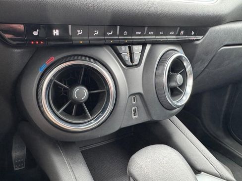 Used 2021 Chevrolet Blazer LT image 18