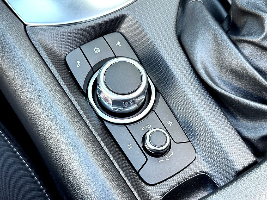 New 2026 MAZDA MX-5 Miata Sport w/ Interior Package RWD image 16