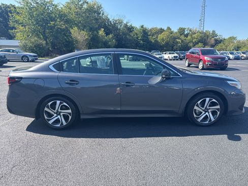 Used 2022 Subaru Legacy Limited image 7