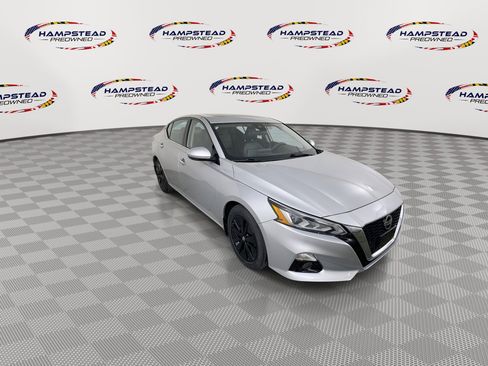 Used 2021 Nissan Altima 2.5 SL image 2