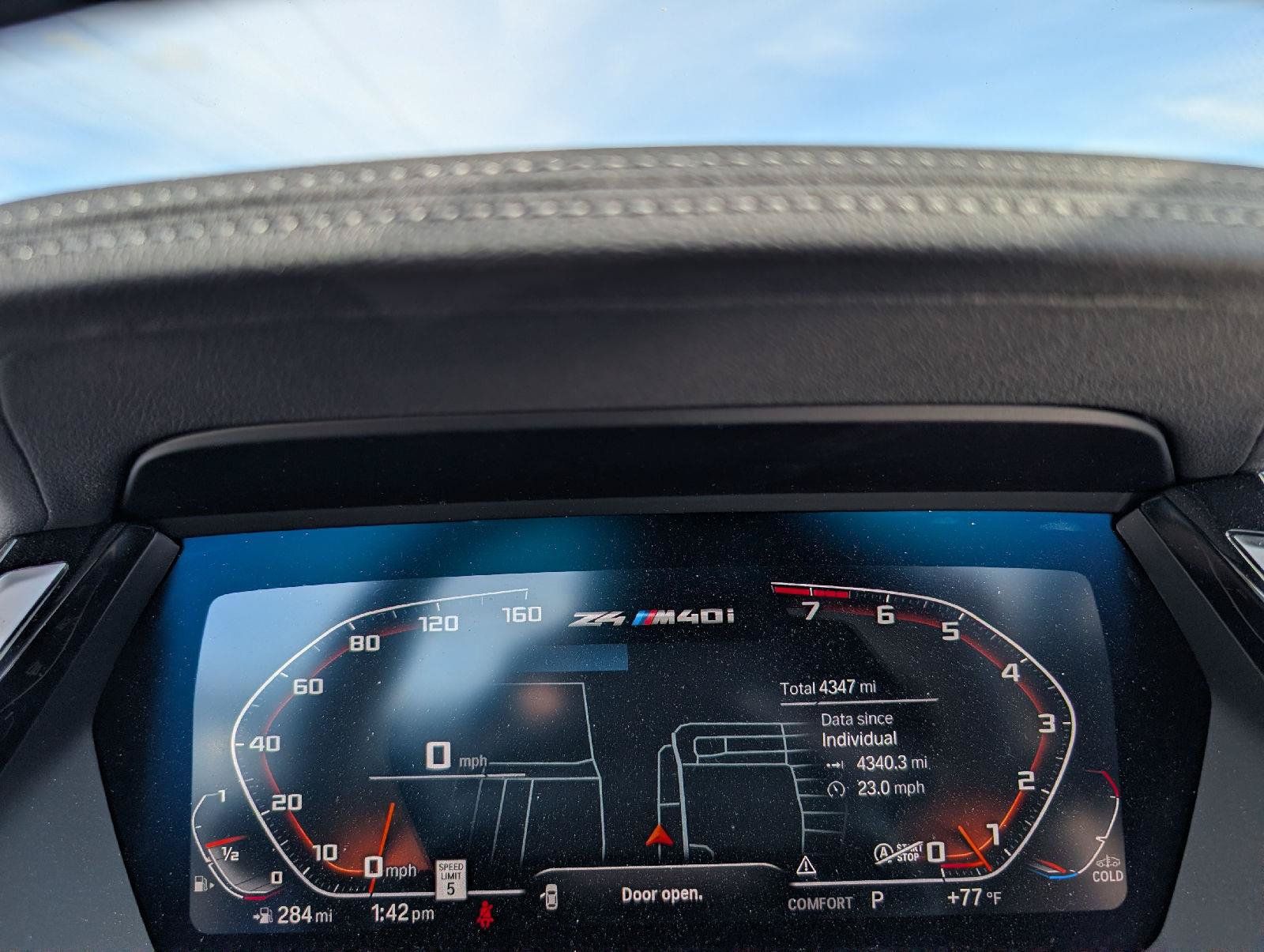 Used 2025 BMW Z4 M40i w/ Premium Package RWD image 13