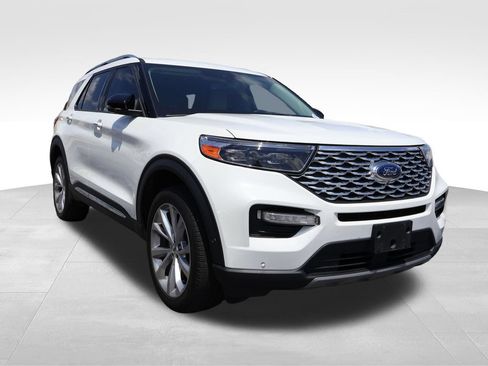 Used 2023 Ford Explorer Platinum AWD/4WD image 13