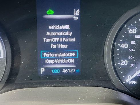 Certified 2024 Toyota Sienna XLE FWD image 12