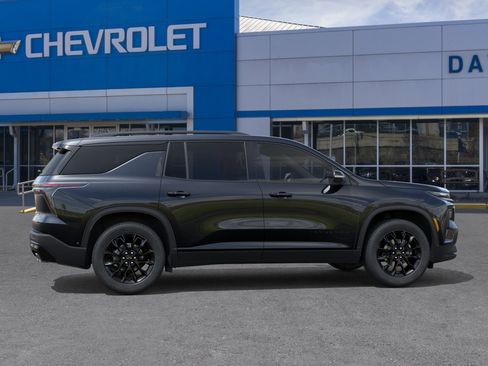 New 2026 Chevrolet Traverse LT image 5