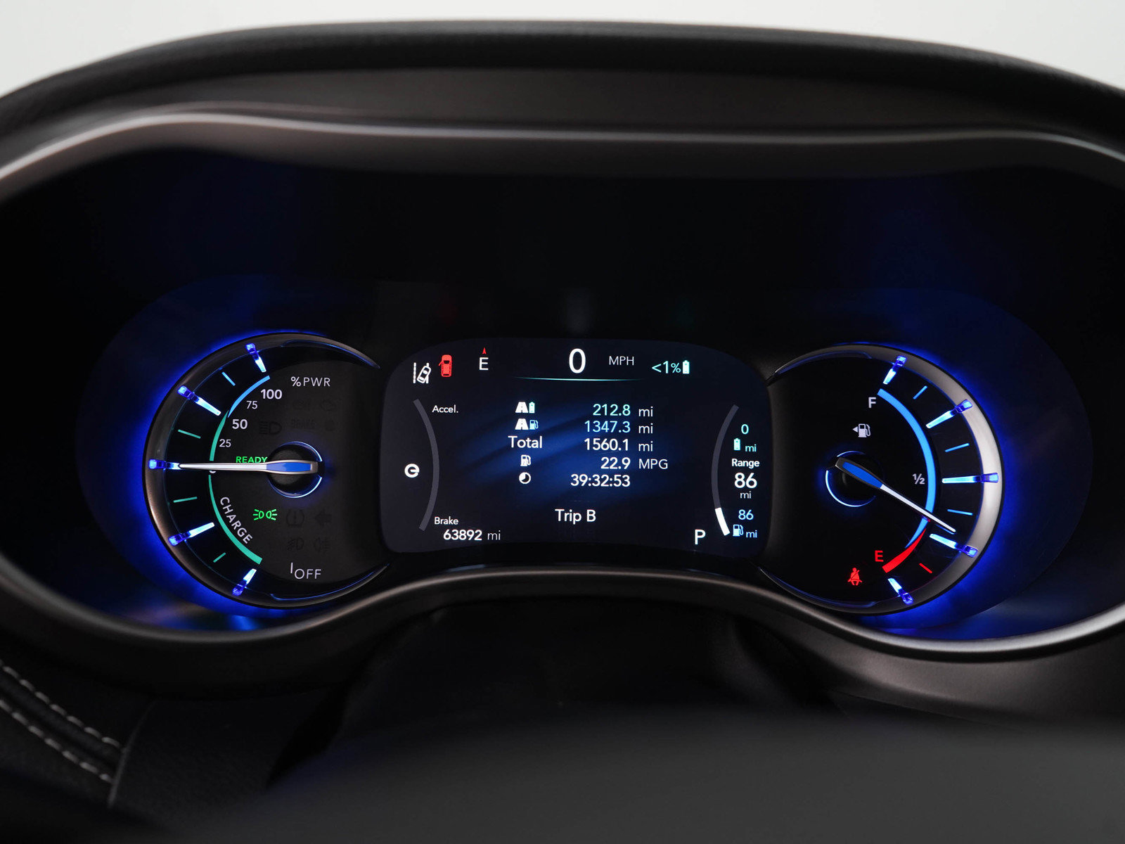 Used 2024 Chrysler Pacifica Limited FWD image 29