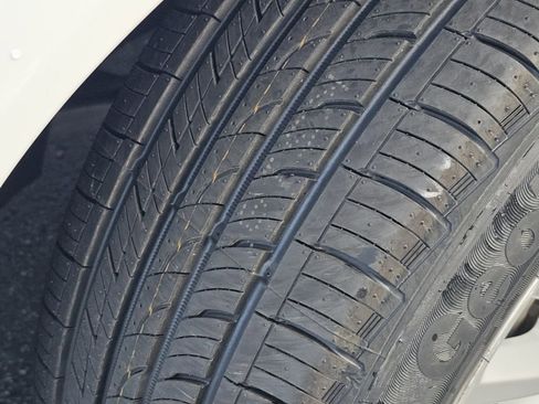 Used 2022 Audi Q5 2.0T Premium image 20