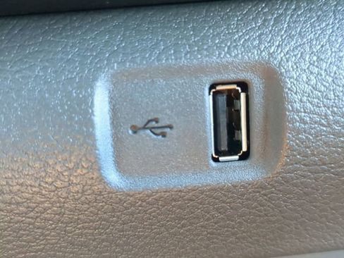 New 2026 Ford Transit 250 148 Medium Roof w/ Load Area Protection Package image 22