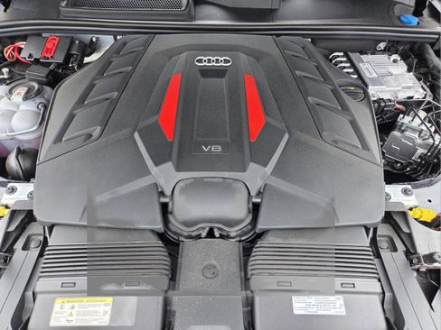 Used 2025 Audi SQ7 Prestige AWD/4WD image 30