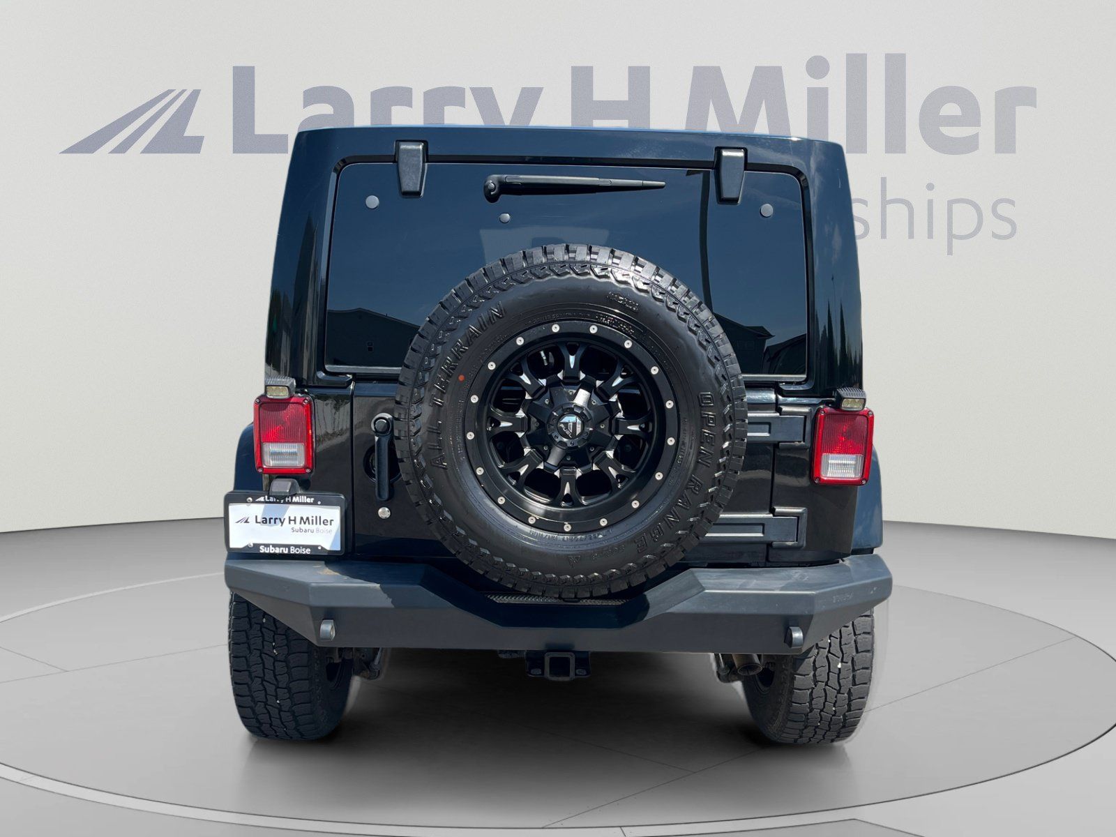 Used 2013 Jeep Wrangler Unlimited Rubicon w/ Connectivity Group AWD/4WD image 4