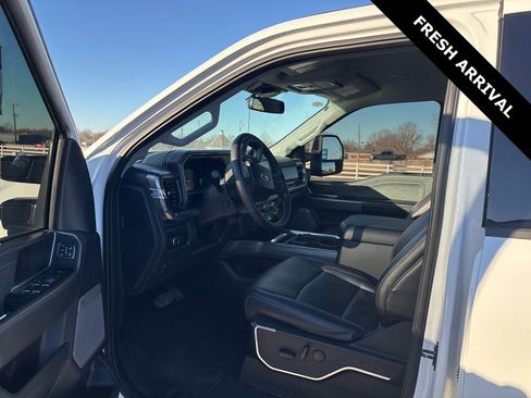 Used 2024 Ford F350 Lariat w/ Lariat Ultimate Package image 5