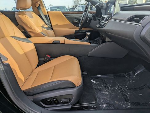 Used 2022 Lexus ES 350 w/ Premium Package image 24