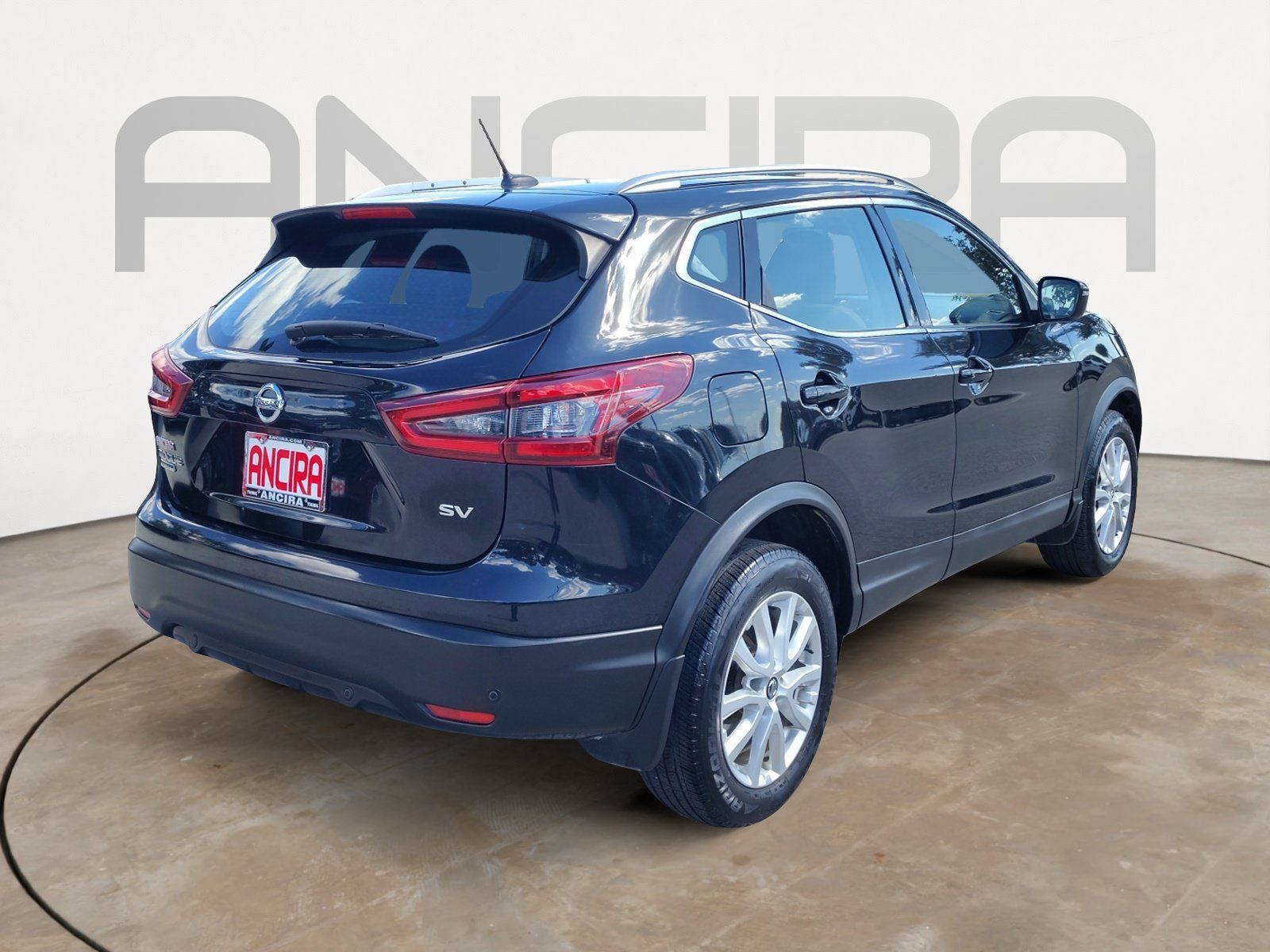 Used 2020 Nissan Rogue Sport SV FWD image 11