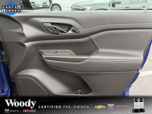 Certified 2023 GMC Acadia SLT w/ Elevation Edition image 33