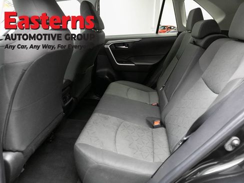 Used 2023 Toyota RAV4 XLE AWD/4WD image 20