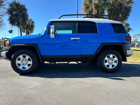 Used 2007 Toyota FJ Cruiser 4WD image 10