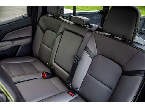 Used 2023 Chevrolet Colorado ZR2 w/ ZR2 Convenience Package III image 25